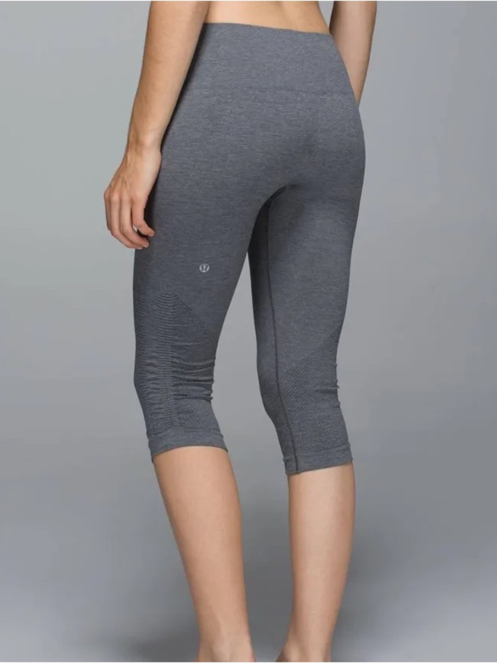 Lululemon In The Flow Scrunch Crop Leggings